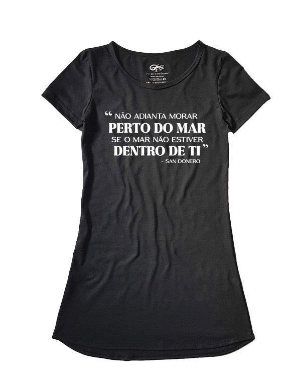 Vestido San Donero Perto do Mar